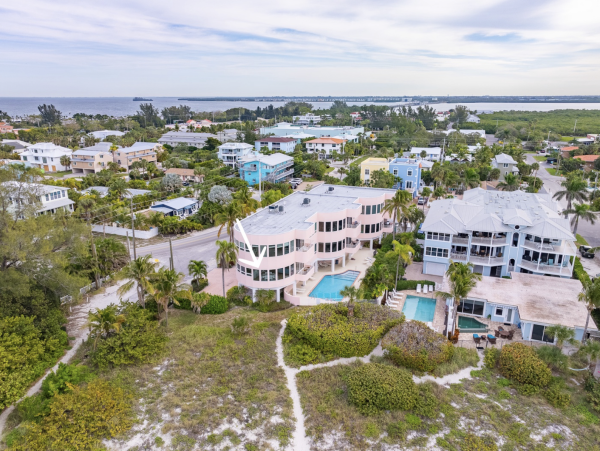 Stunning Beachfront Retreat with Gorgeous Gulf Views and Pool Access